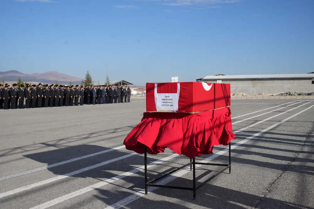 Vefat Eden Komutan İçin Askeri Tören Düzenlendi