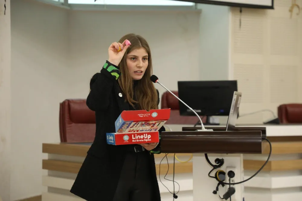 DAVET’TE “OYUN YOLUYLA ÖĞRENME” SEMİNERİ DÜZENLENDİ