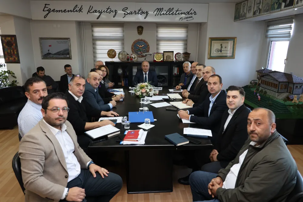 ARHAVİ BELEDİYESİ’NDE HAFTALIK BİRİM AMİRLERİ TOPLANTISI GERÇEKLEŞTİRİLDİ