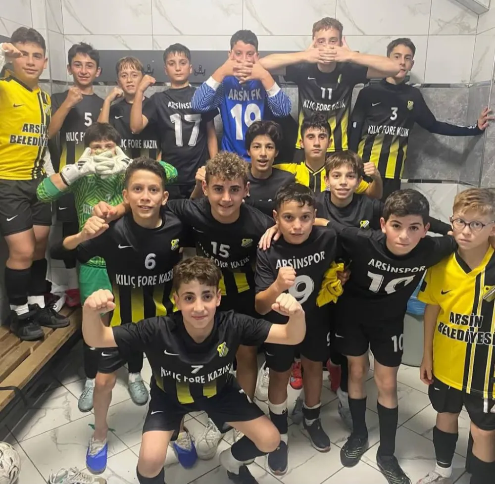 Bu Çocuklar Bir Harika! Arsinspor U-14 Takımı Farklı Galibiyetle Göz Doldurdu