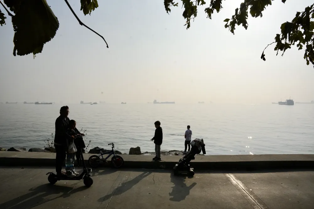 Fotoğraflarla İstanbul’da sis