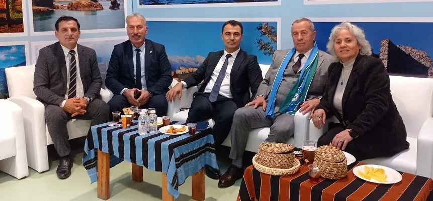 Rizeli Yazar Sonay Atabey Can, 14. Rize Günleri’nde Okurlarıyla Buluştu