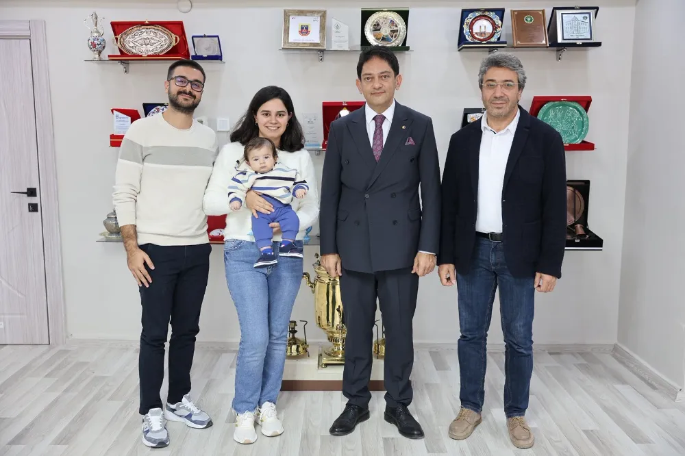 Hakan Oral’dan Teoman bebeğe destek: 