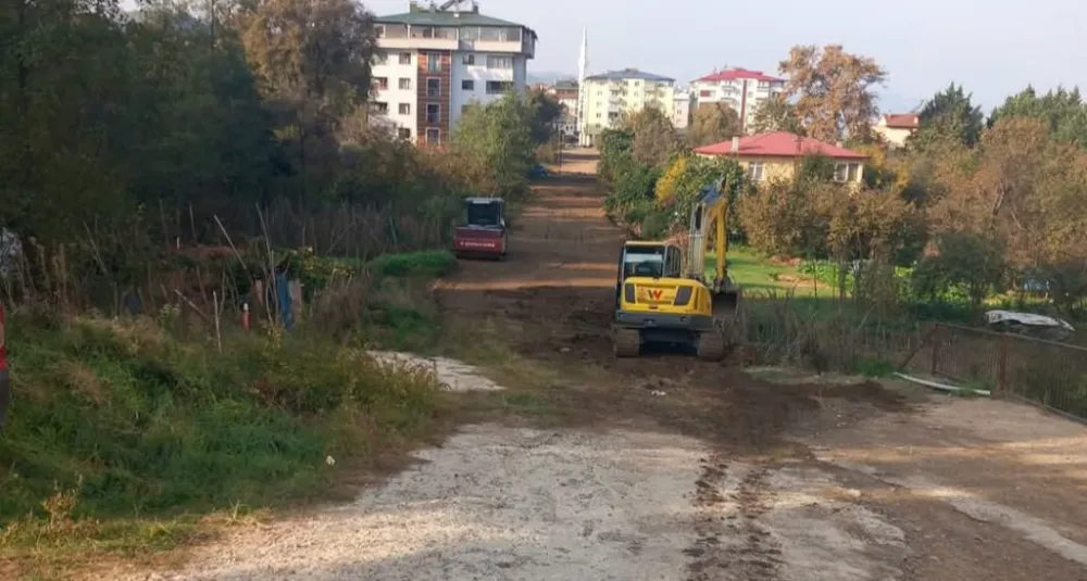 Yalı Mahallesi Muhtarının Çabaları Sonuç Verdi: Kapalı Yol Yeniden Hizmete Açıldı