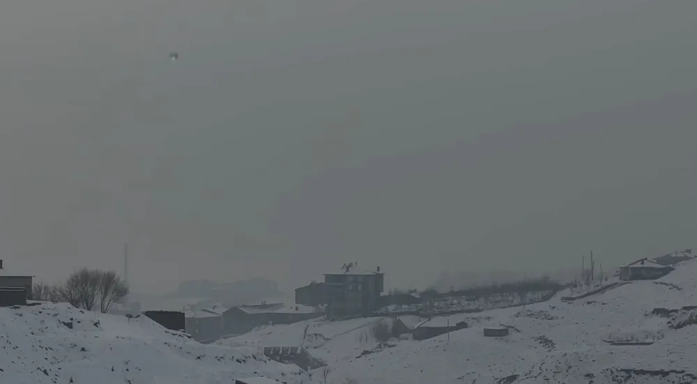 Yüksekova’da yoğun sis uçuşları durdurdu