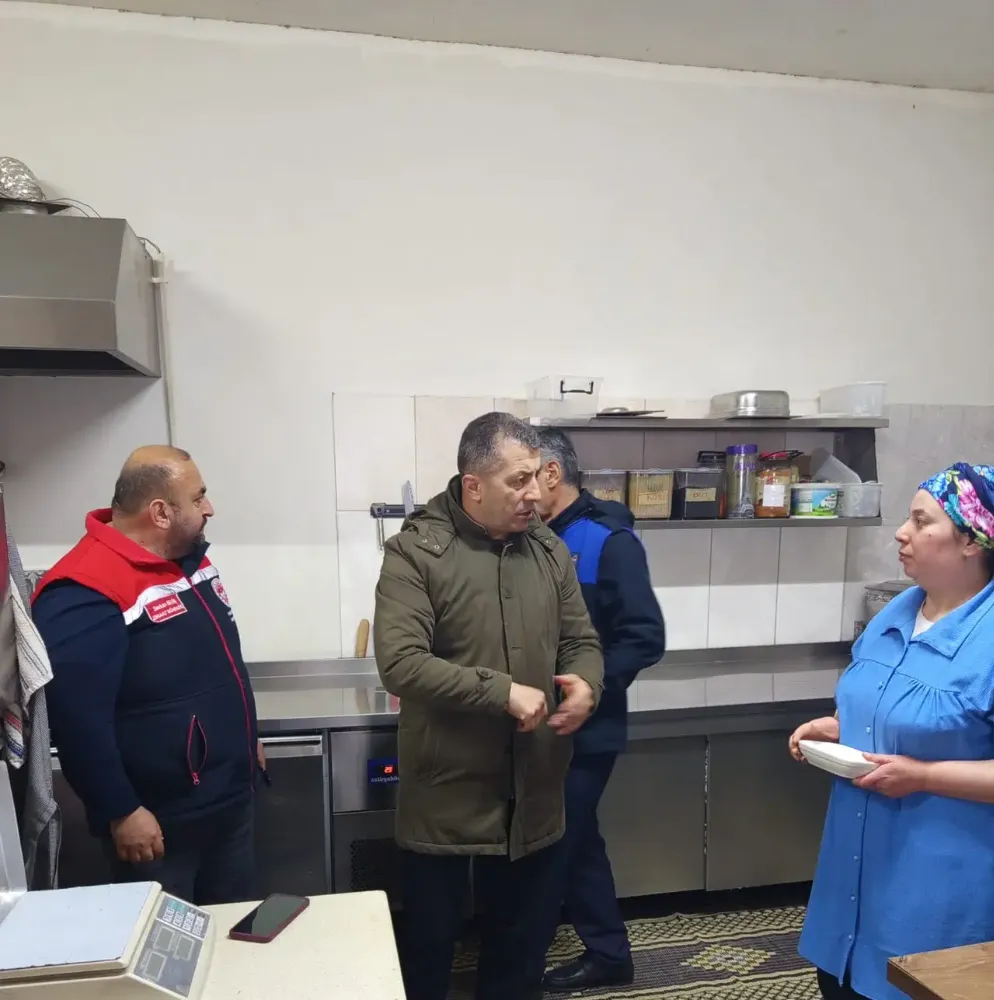 Trabzon’da Lokanta ve Pastanelerde Gıda Denetimi