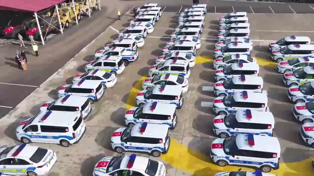 Şırnak’ın Güvenlik Filosu Güçlendi: 189 Yeni Araç Törenle Hizmete Alındı