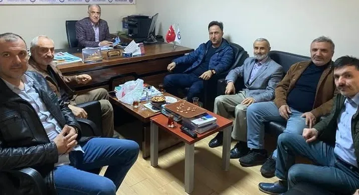 Eğitim-Bir-Sen Rize’de Yoğun Ziyaret Trafiği: “Yolumuz Birlik, Sözümüz Emek”