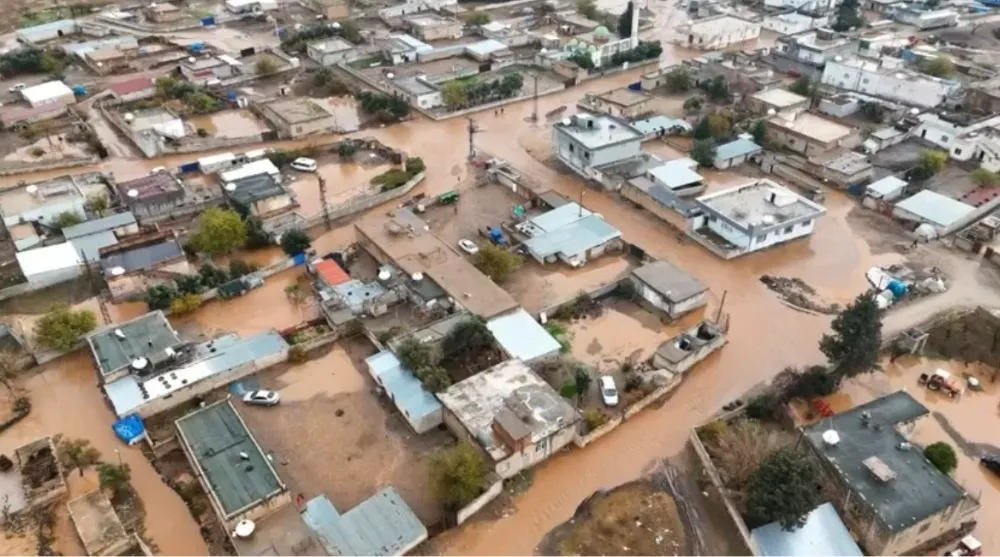 Kızıltepe’de Sağanak Felakete Döndü: Mahalle ve Araziler Sular Altında