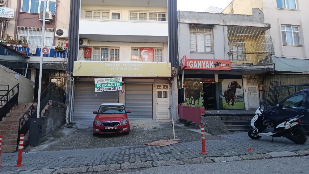 Adana’da Komşusunu Sokak Ortasında Vurdu: Ağır Yaralı