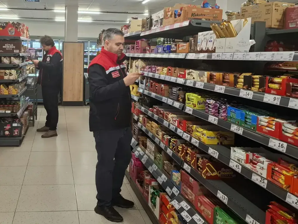 Trabzon’da Ulusal Zincir Marketlere Gıda Denetimi