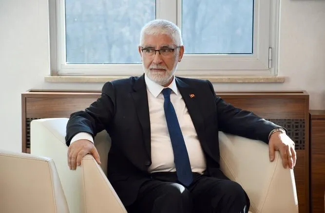 BAİBÜ’de rektörlük görevine Prof. Dr. Faruk Yiğit başladı