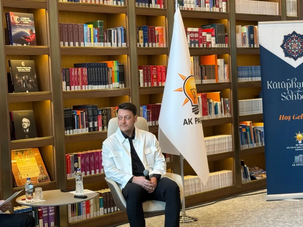 Mesut Özil: “Telefonumdaki en ünlü isim Cumhurbaşkanımız”