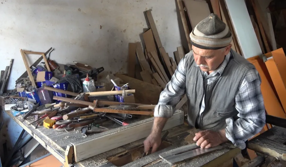 45 Yıllık Marangoz Ustası Çırak Bulamazsa Atölyesini Kapatacak