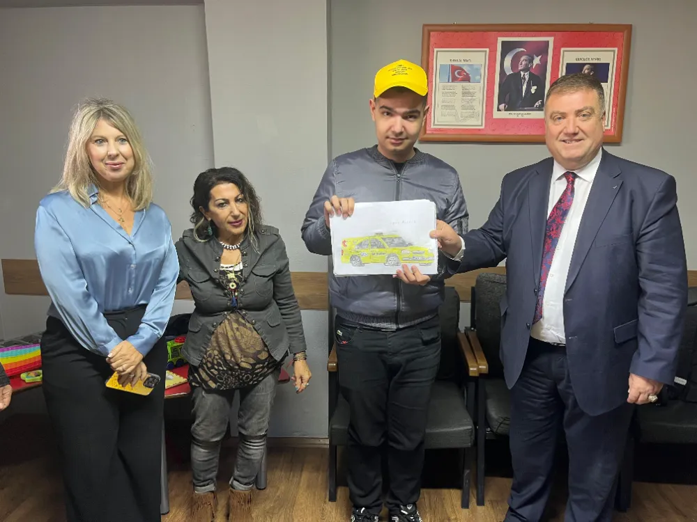 Taksi tutkunu Halil’e Başkan Özkan’dan sürpriz ziyaret