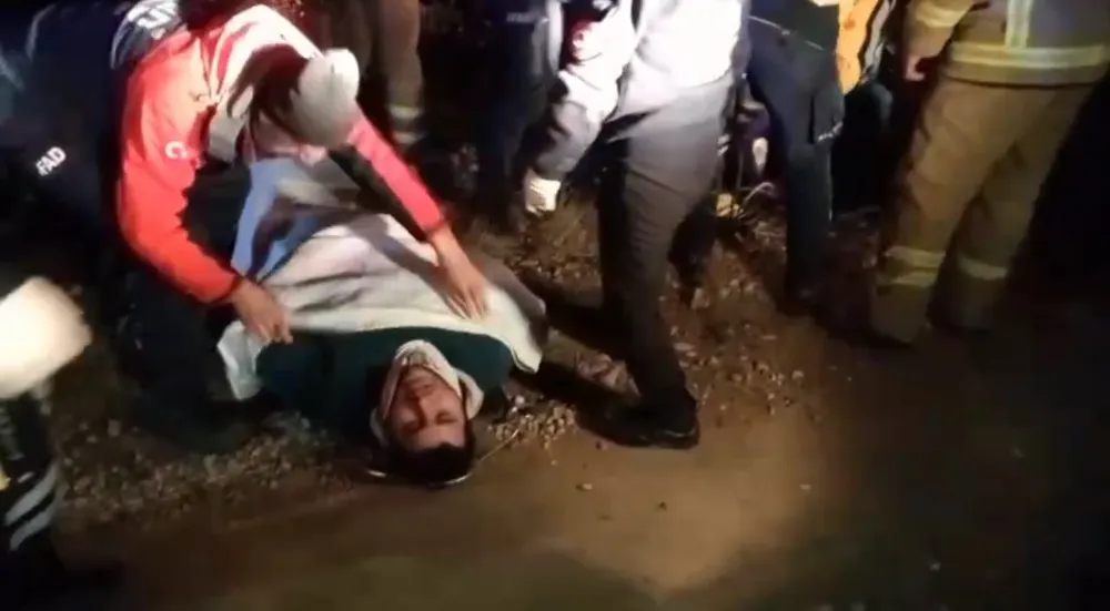 Karabük’te Uçuruma Yuvarlanan Motosikletli, Ekiplerin 1.5 Saatlik Çabasıyla Kurtarıldı