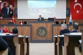 Ortahisar Belediyesi Meclisinde Rekor Sürede Oturum: 6 Dakika 50 Saniye