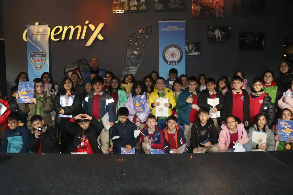 Erzurum’da ÇOGEP Projesi Kapsamında 120 Öğrenci Sinema Keyfi Yaşadı