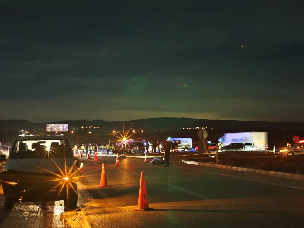 Bolu’da Minibüsle Motosiklet Çarpıştı: Sürücü Hayatını Kaybetti, Eşi Yaralandı
