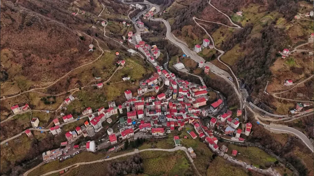 Ahmet Metin Genç’ten Şalpazarı’na müjde: Doğalgaz çalışmaları 2026’da başlıyor