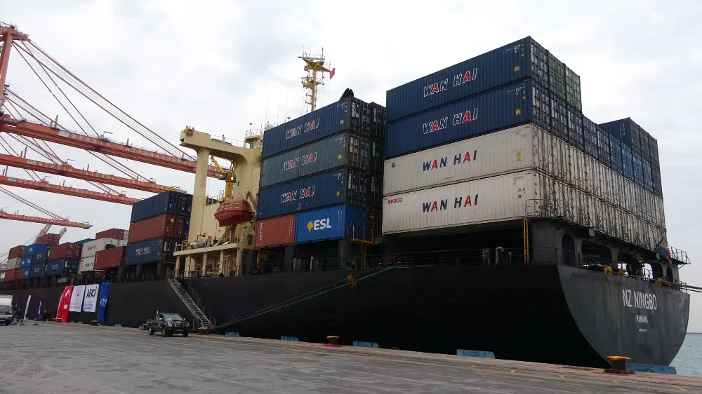 Mersin’den Sudan’a ‘İyilik Gemisi’ Uğurlandı: 10 Bin Çadır Yola Çıktı