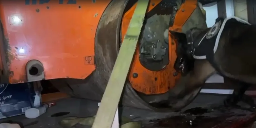 Kocaeli’de Dev Uyuşturucu Operasyonu: Asfalt Silindirinde 102 Kilo Metamfetamin Ele Geçirildi