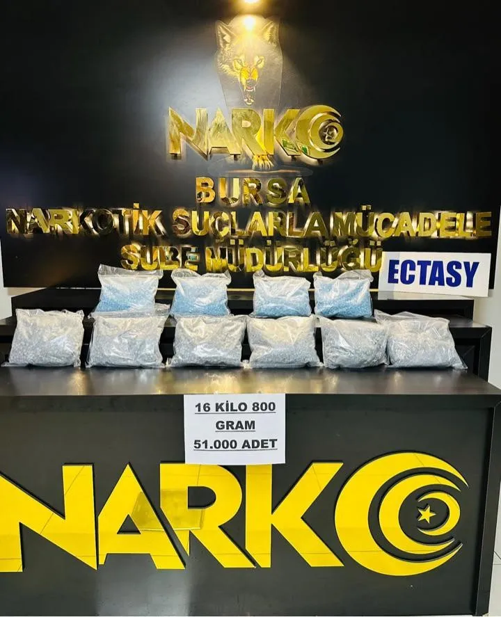 Bursa’da dev uyuşturucu baskını: 51 bin extacy hap ele geçirildi