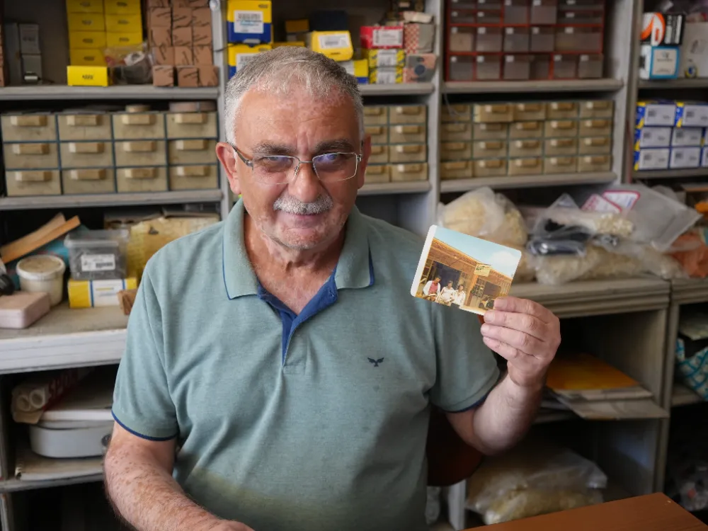 Çırak Olarak Girdiği Dükkânın 50 Yıl Sonra Patronu Oldu