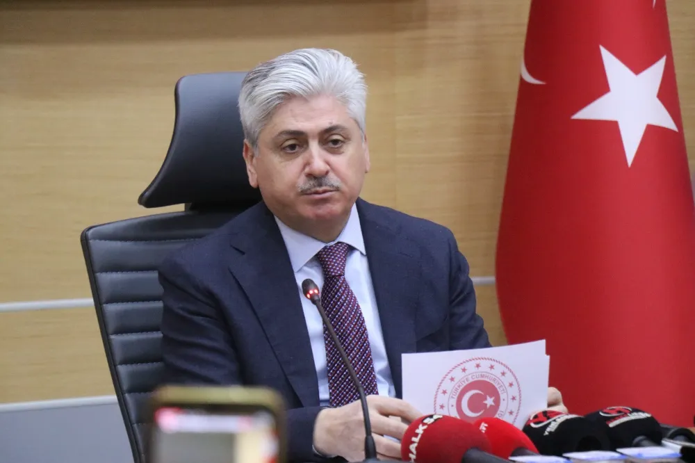 Vali Doğan: “Sakaryaspor’un Yükü Bir Kişinin Omzuna Bırakılamaz”