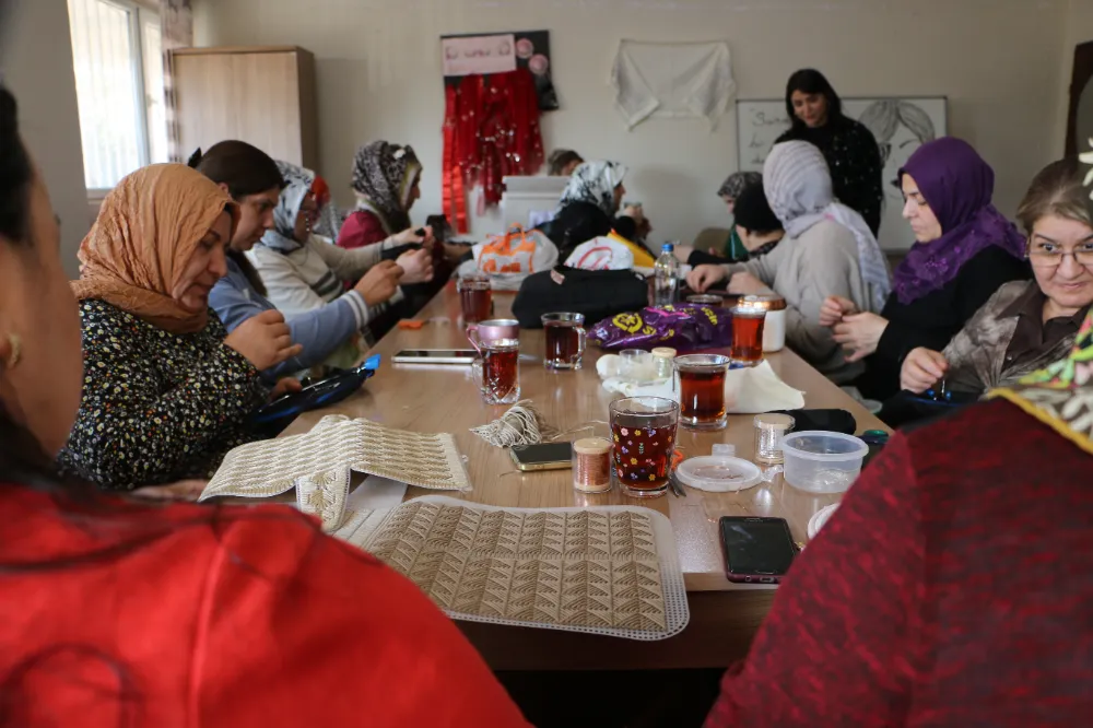 Diyarbakır’da Kadınların El Emeği Ürünlerine Yoğun İlgi