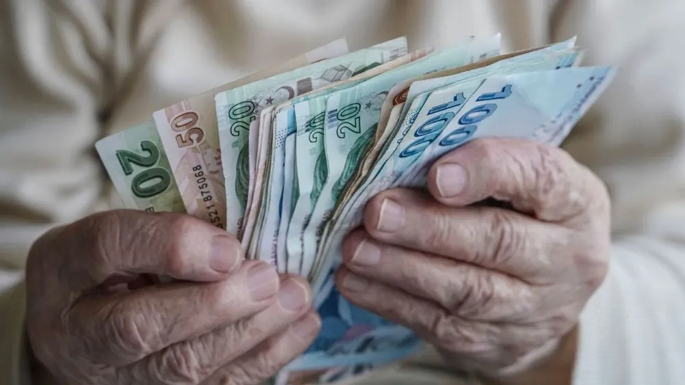 Emekli Bayram İkramiyesi 2025 Ne Kadar Olacak?