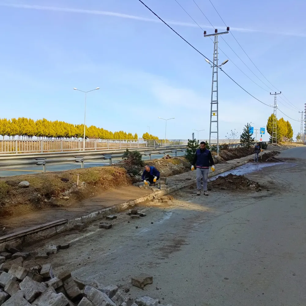Pazar Belediyesi Soğuksu Mahallesinde Doğalgaz Sonrası Parke Yenileme Çalışmaları