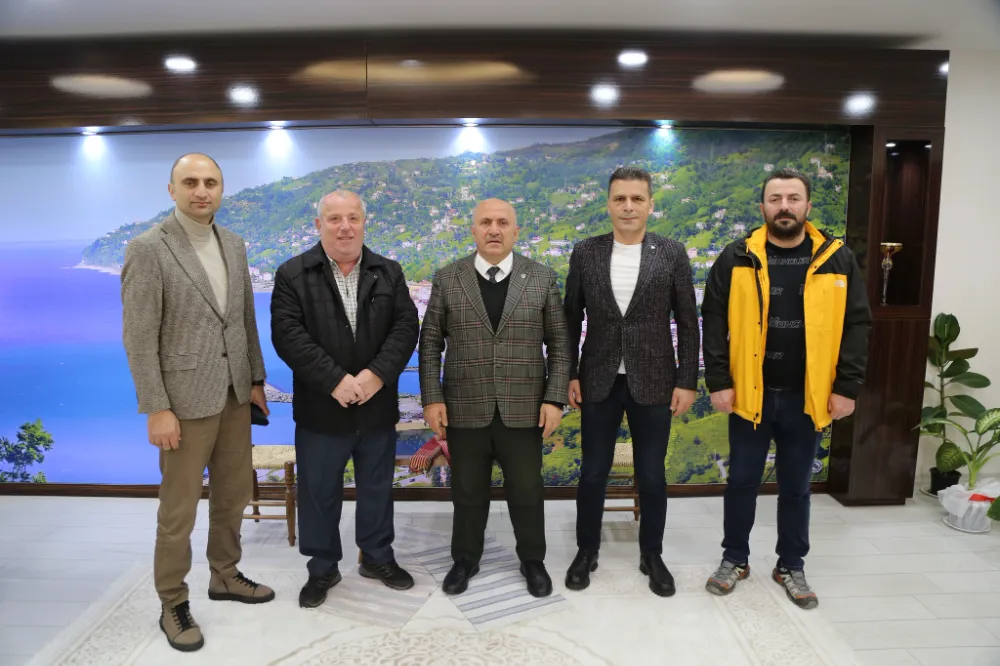 Çayeli Belediyesi, Çayeli Ticaret Odası Yönetimi Belediye Başkanını Ziyaret Etti