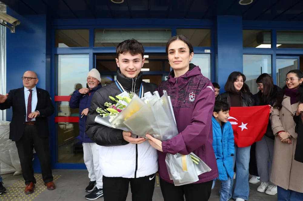 Trabzonlu Sporcu Eren Kalfa, Avrupa Şampiyonası’ndan Çifte Bronz Madalyayla Döndü!