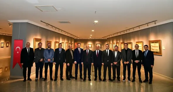 Trabzon’da ‘Baş Tacı Dünya Mirası’ Hat Sergisi Sanatseverlerle Buluştu