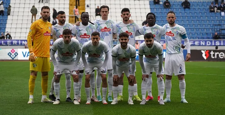 Çaykur Rizespor, Oynadığı Futbolla Taraftarını Umutlandırıyor