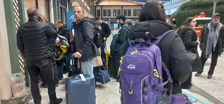 Rizelilerden Rize-Artvin Havalimanı Kapatılmasına Büyük Tepki