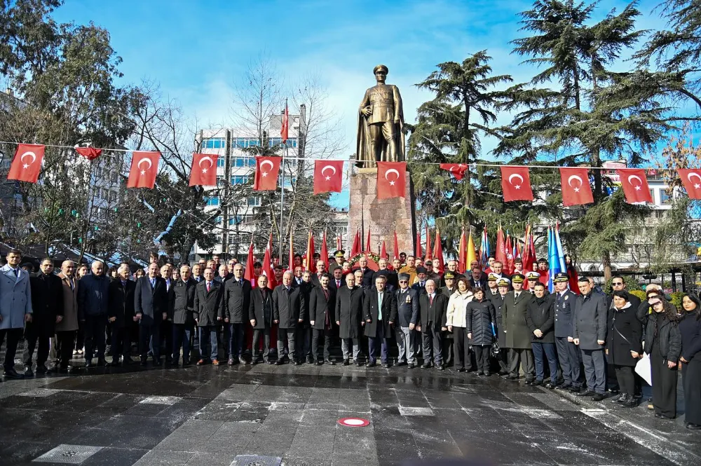 KTÜ Rektörü, Trabzon’un 107. Kurtuluş Yıl Dönümü Kutlamalarına Katıldı