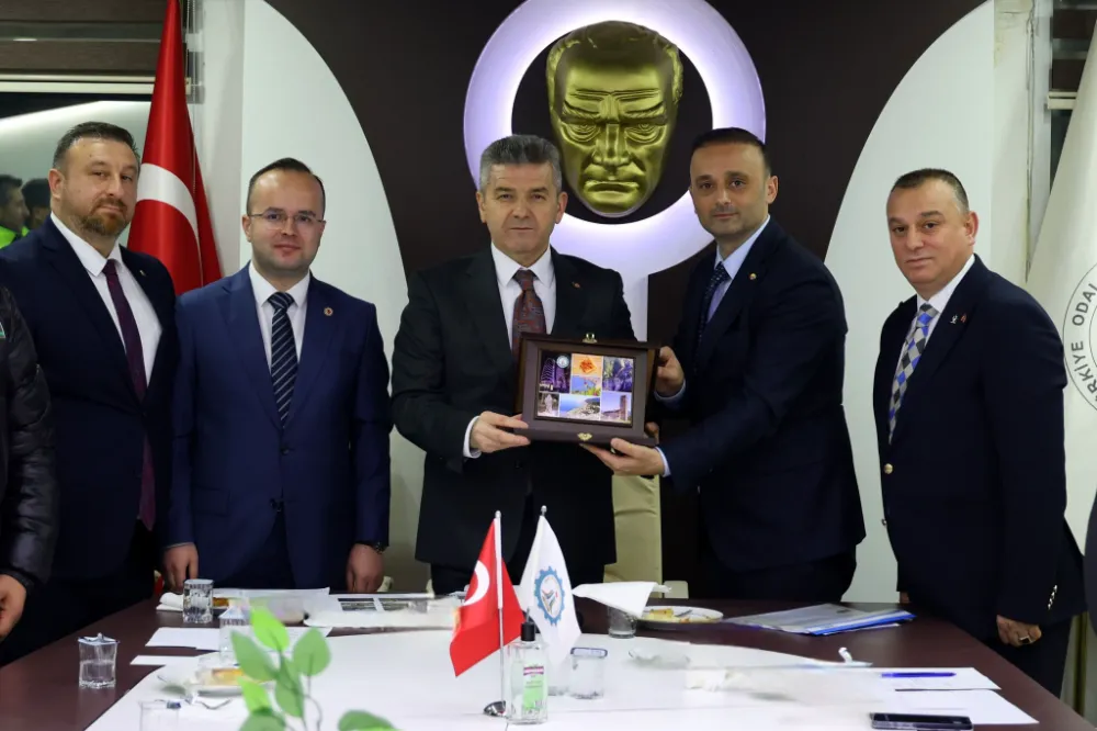 Artvin Valisi Dr. Turan Ergün, Hopa Ticaret ve Sanayi Odasıyla Toplantı Düzenlendi