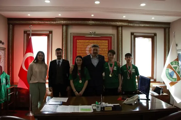 Güneysu Okulları Bilek Güreşinde İl Birincisi Oldu!