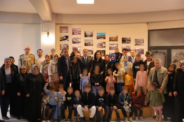 Bayburt Valisi Mustafa Eldivan, Koruyucu Aileler ve Çocuklarla İftar Sofrasında Buluştu