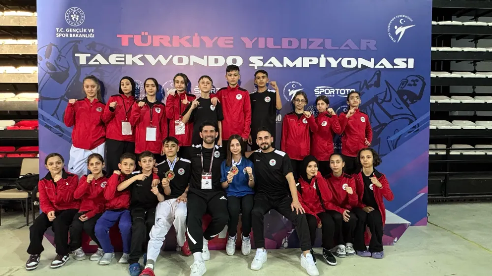 BÜYÜKŞEHİR SPORCULARI GURURLANDIRDI