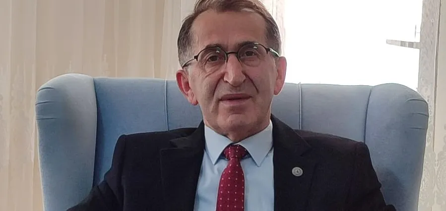 Ramazan Şehitoğlu Rize’deki Artvinliler Derneği’nde Güven Tazeledi