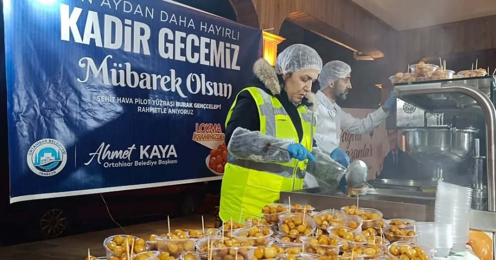 Trabzon Ortahisar Belediyesi,Kadir Gecesinde Şehitleri Anarak Geleneksel İkramları Sürdürdü
