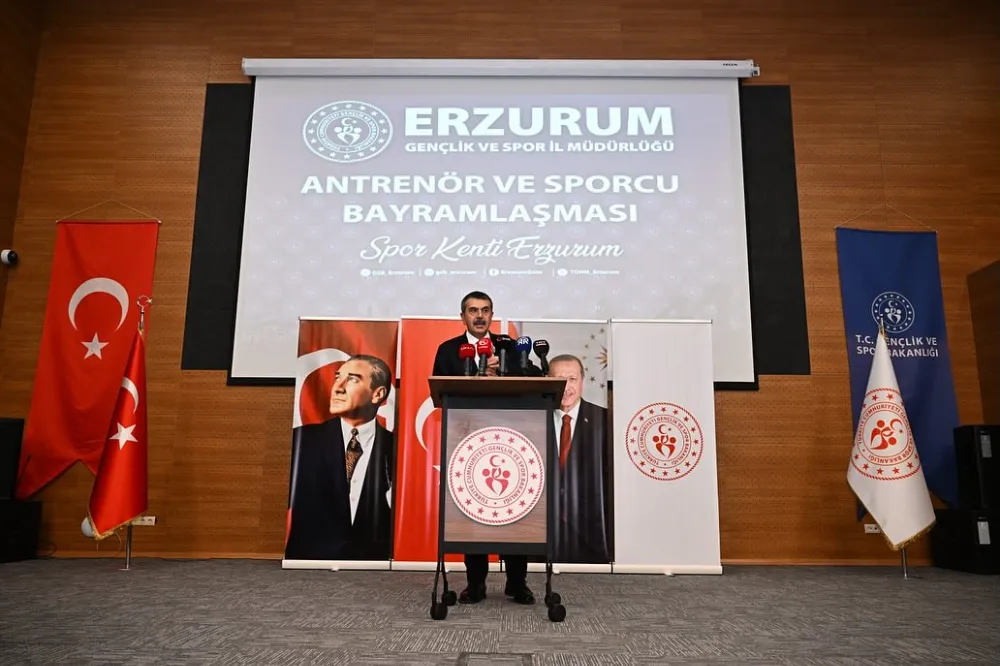 Erzurum’da Genç Sporcularla Bayramlaşma ve Spor Tesisleri Yatırımları