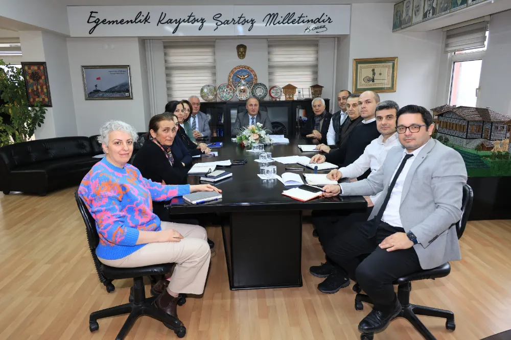 Arhavi Belediyesi’nde Haftalık Birim Amirleri Toplantısı Yapıldı
