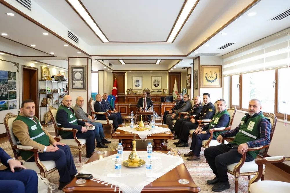 Sağlık Bakanı Prof. Dr. Kemal Memişoğlu, Rize Valiliğini Ziyaret Etti