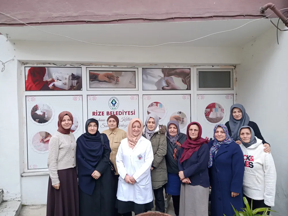 Rize Belediyesi’nden Aile Bilinci Eğitimi Huzurlu Aile Semineri Düzenlendi