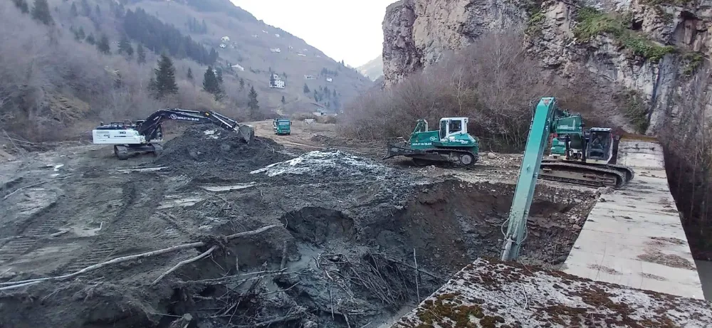 DSİ 22. Bölge Müdürlüğü Trabzon, Maçka İlçesinde Tersip Bendi Temizliğini Tamamladı