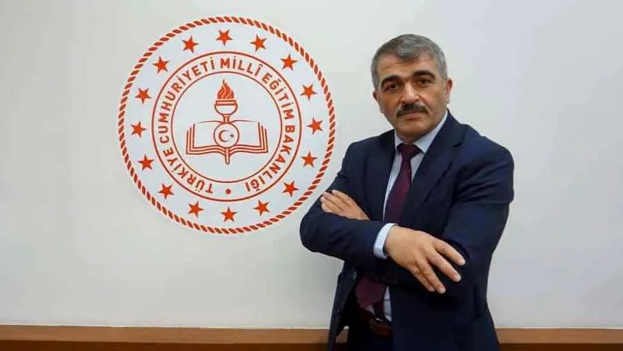Rize Milli Eğitim Müdürlüğünde Değişim Rüzgarları: Görevden Almalar ve Spekülasyonlar